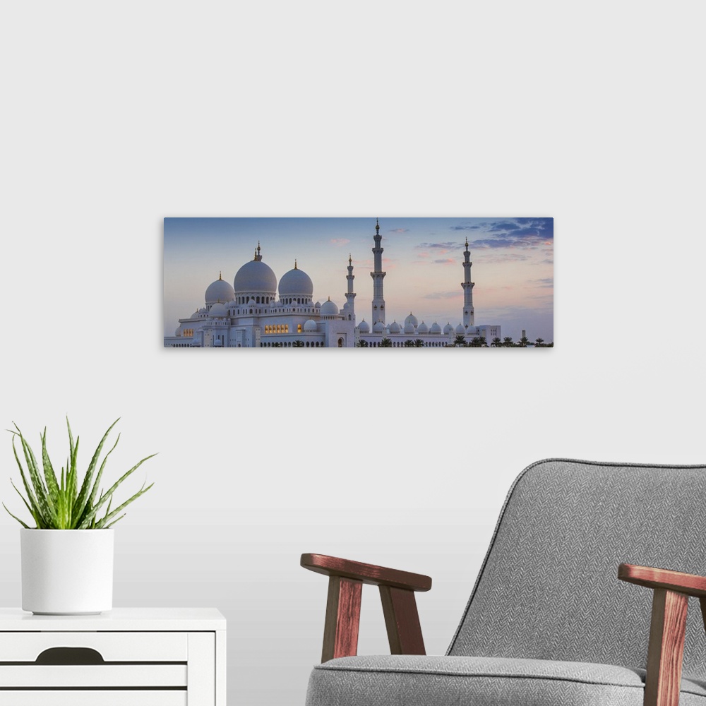 A modern room featuring United Arab Emirates, Abu Dhabi, Sheikh Zayed Grand Mosque