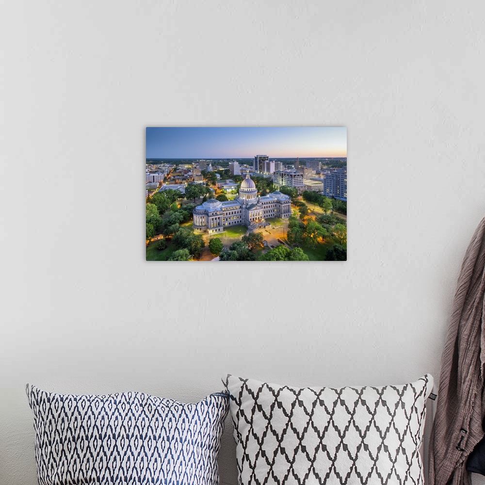 A bohemian room featuring USA, Mississippi, Jackson, Capital City, State Capitol Building, Downtown Skyline.