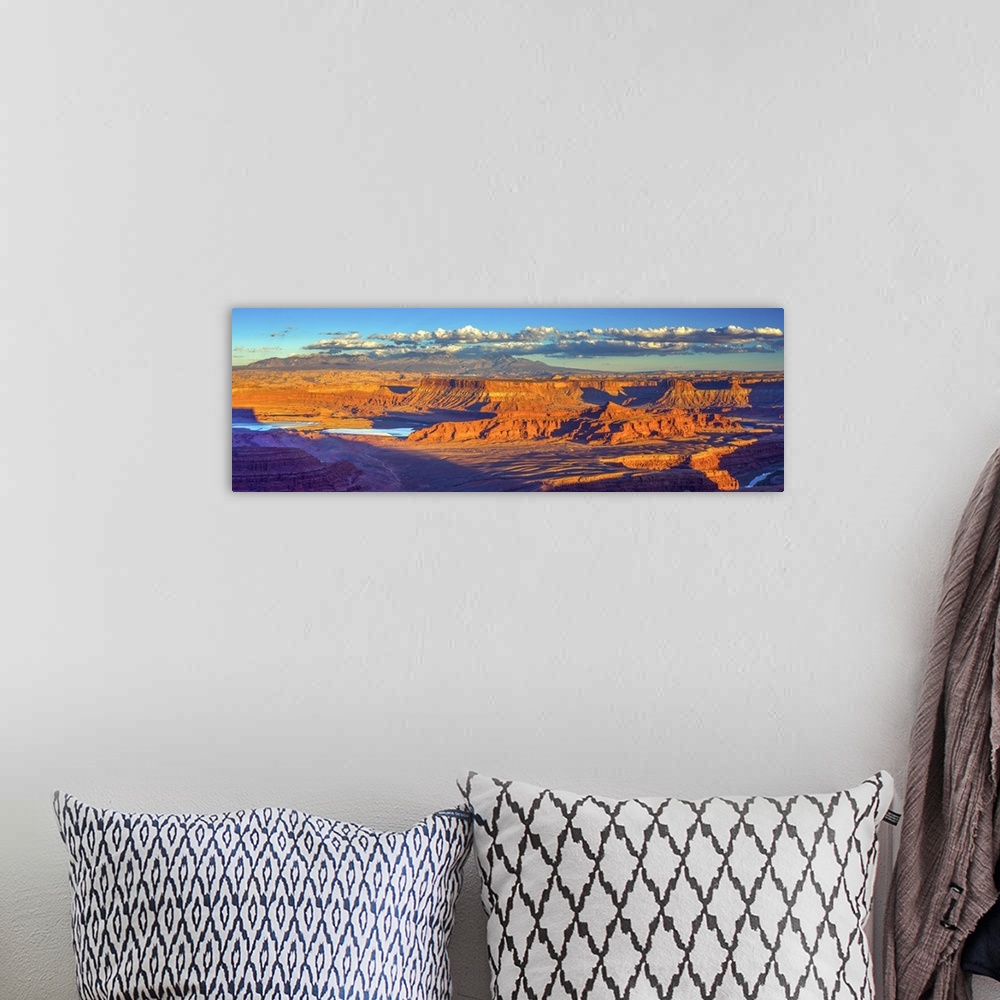 A bohemian room featuring USA, Utah, Moab, Dead Horse Point State Park.