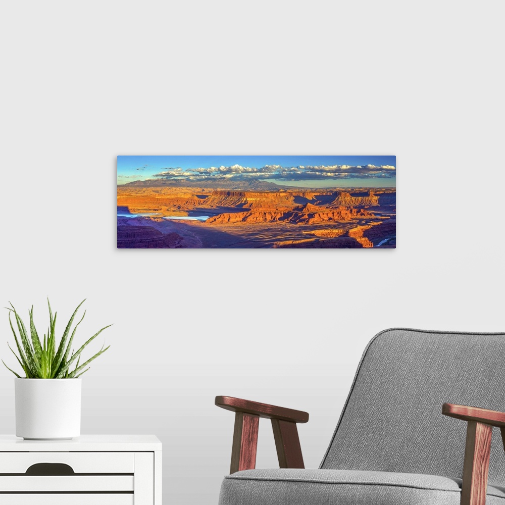 A modern room featuring USA, Utah, Moab, Dead Horse Point State Park.