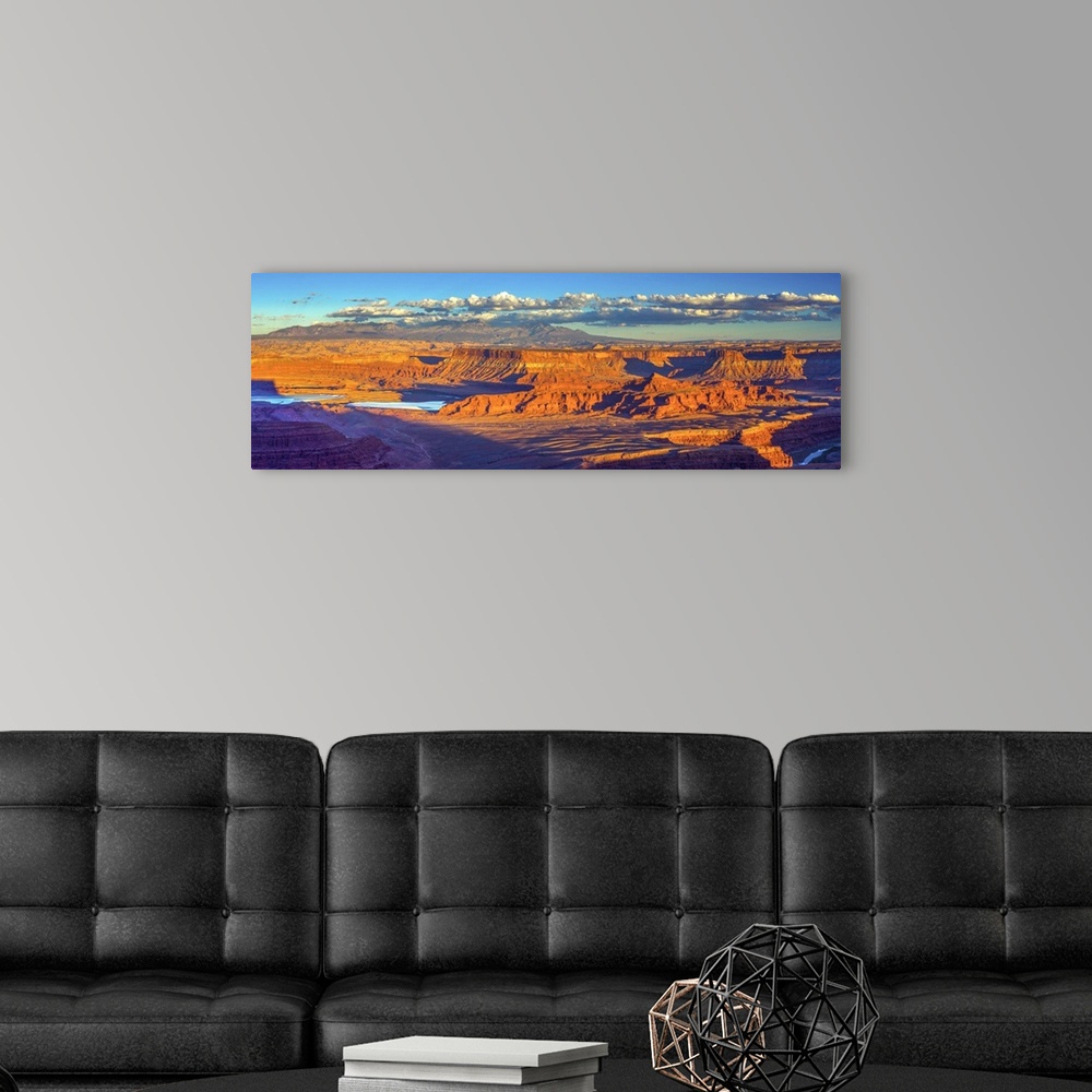 A modern room featuring USA, Utah, Moab, Dead Horse Point State Park.