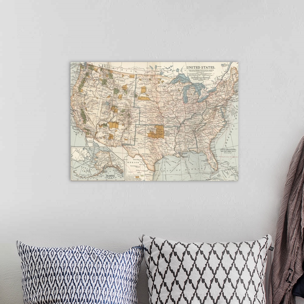 A bohemian room featuring United States - Vintage Map