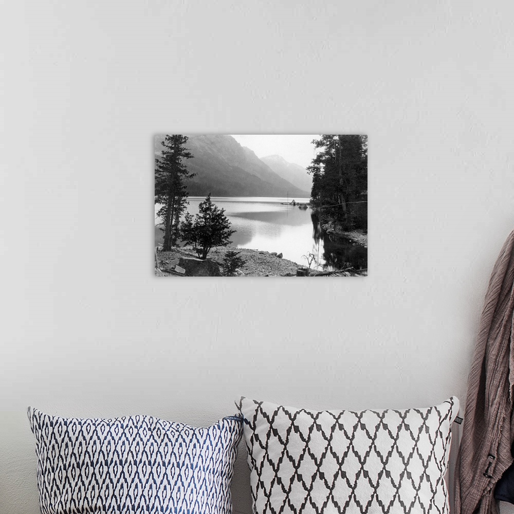 A bohemian room featuring Cove view and camp scene at Lake Wenatchee, WA