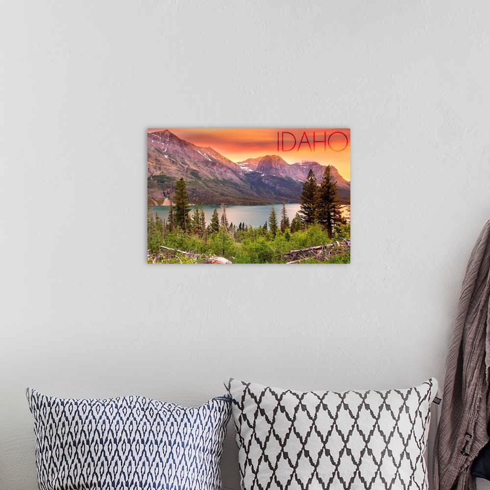 A bohemian room featuring Idaho, Lake and Peaks at Sunset