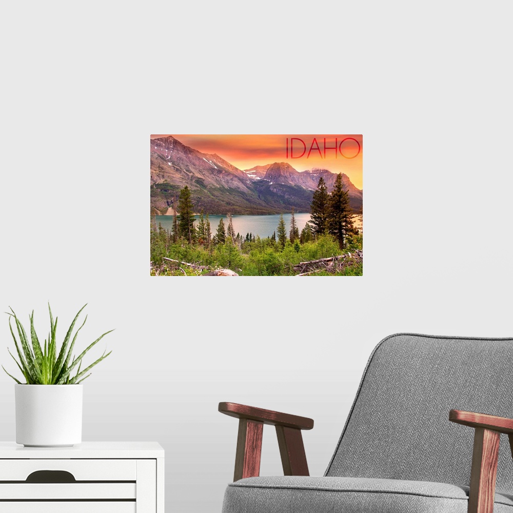 A modern room featuring Idaho, Lake and Peaks at Sunset
