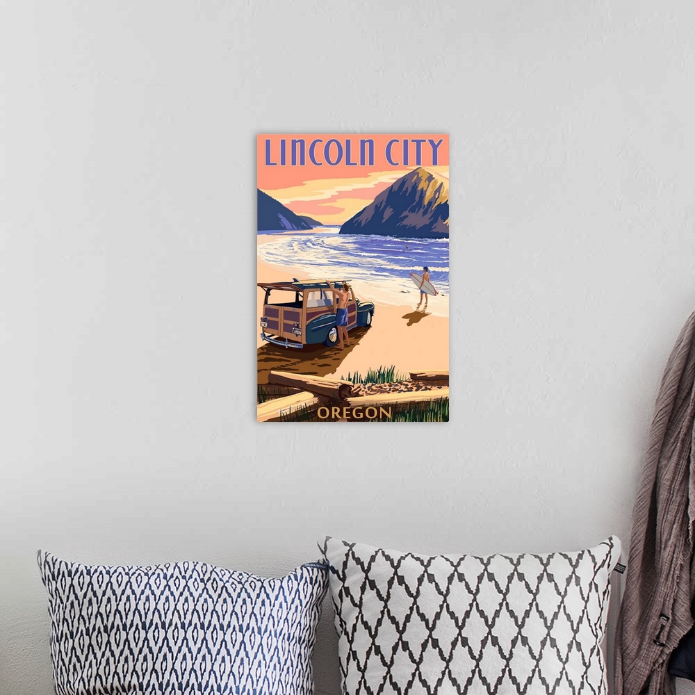 A bohemian room featuring Lincoln City, Oregon, Woody on Beach