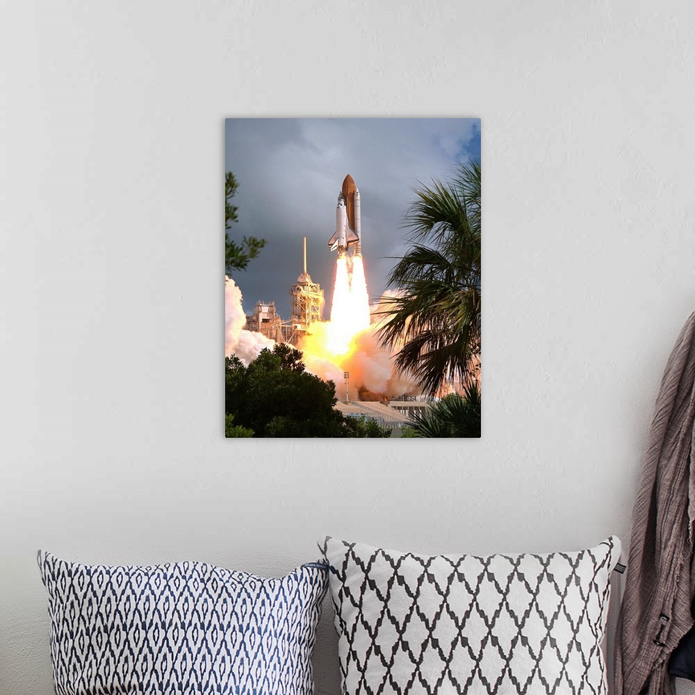 A bohemian room featuring STS-57 Launch, Cape Canaveral, FL
