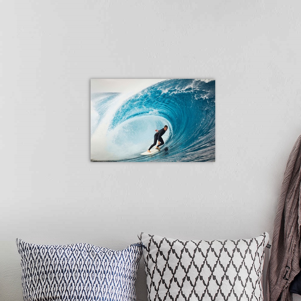 A bohemian room featuring Surfer in Perfect Wave