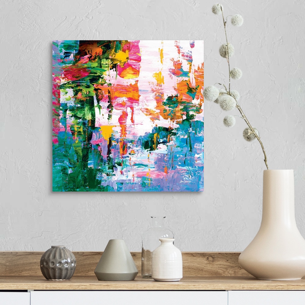 A farmhouse room featuring Vibrant colorful abstract painting.