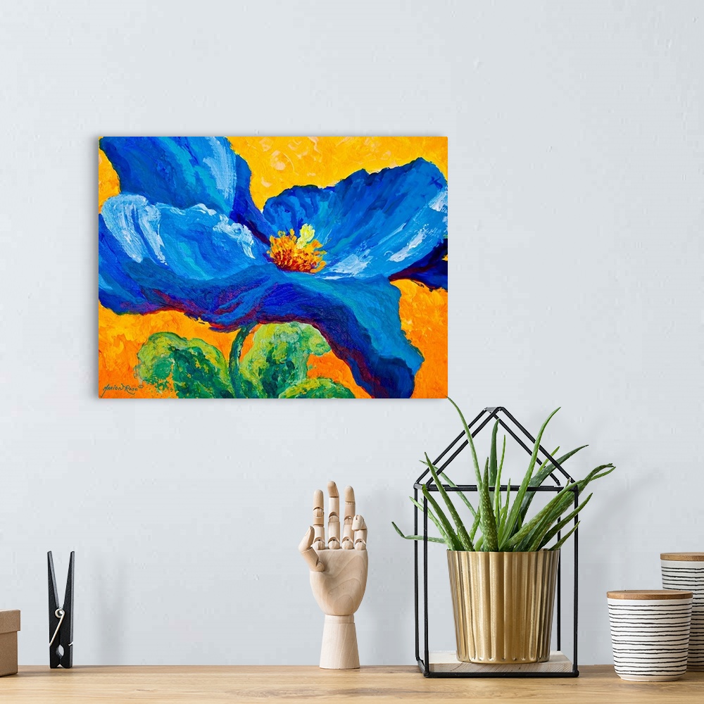 A bohemian room featuring Big upclose painting of a blue poppy flower on a vibrant background. Strokes create a rough texture.