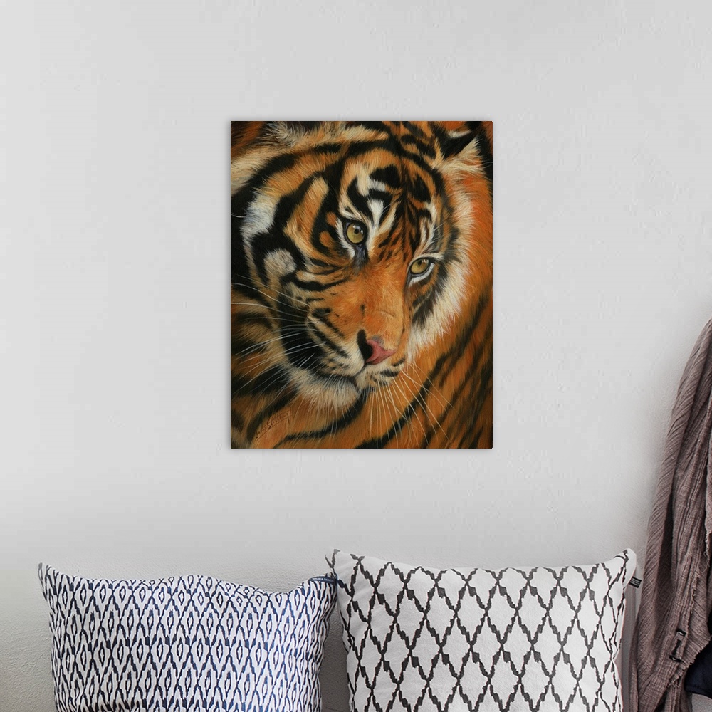 A bohemian room featuring Contemporary painting of a Siberian tiger staring at something with intent.