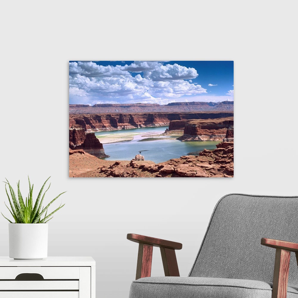 A modern room featuring Lake Powell, Glen Canyon National Recreation Area, Utah