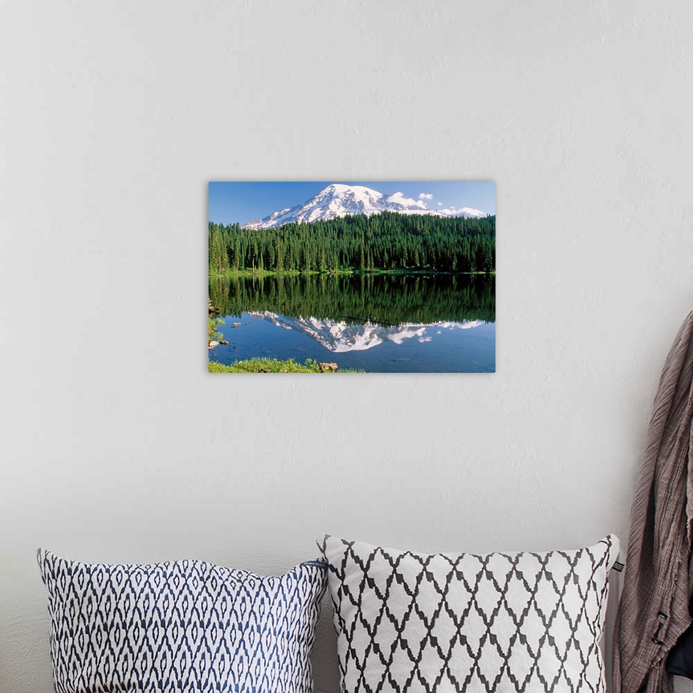 A bohemian room featuring Mt Rainier reflected in lake, Mt Rainier National Park, Washington