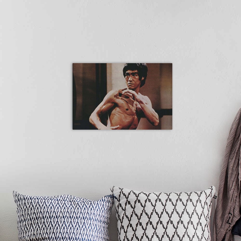 A bohemian room featuring The American film that broke Bruce Lee worldwide combines Oriental conventions with 007 thrills. ...