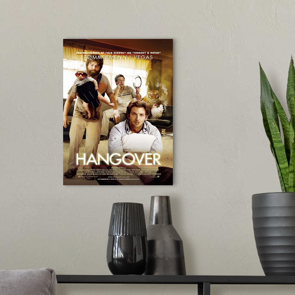 A modern room featuring The Hangover - Movie Poster - Norwegian
