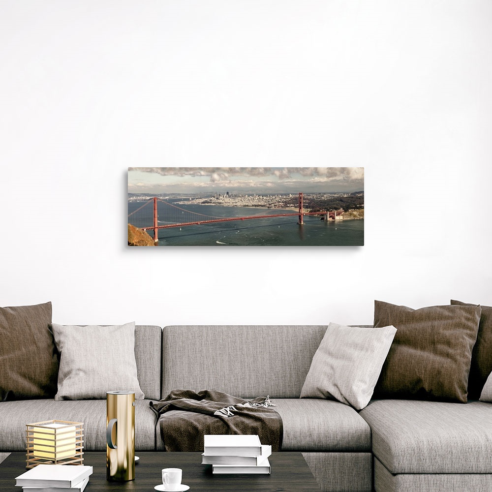 A traditional room featuring Panoramic photograph of the Golden Gate Bridge in San Francisco bay.