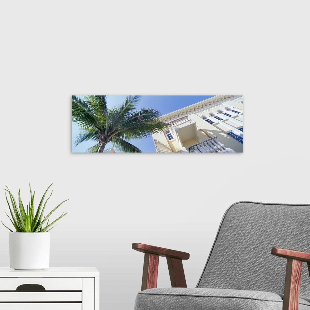 A modern room featuring Art Deco Architecture Ocean Drive Miami Beach FL