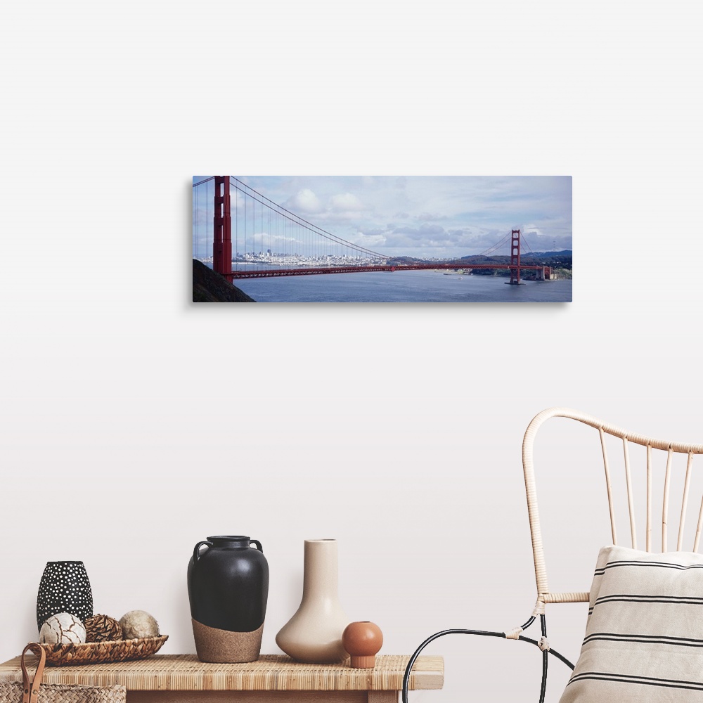 A farmhouse room featuring Bridge across a river, Golden Gate Bridge, San Francisco, California
