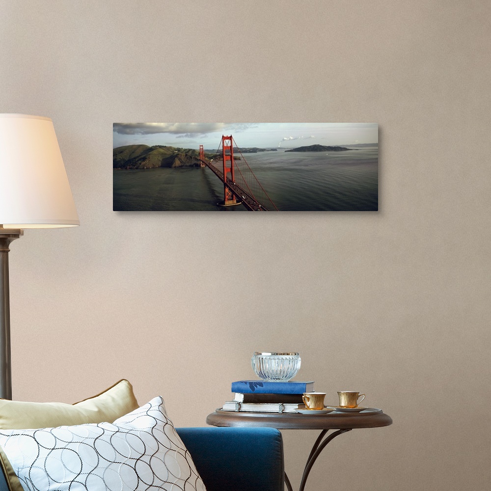 A traditional room featuring Bridge over a bay, Golden Gate Bridge, San Francisco, California