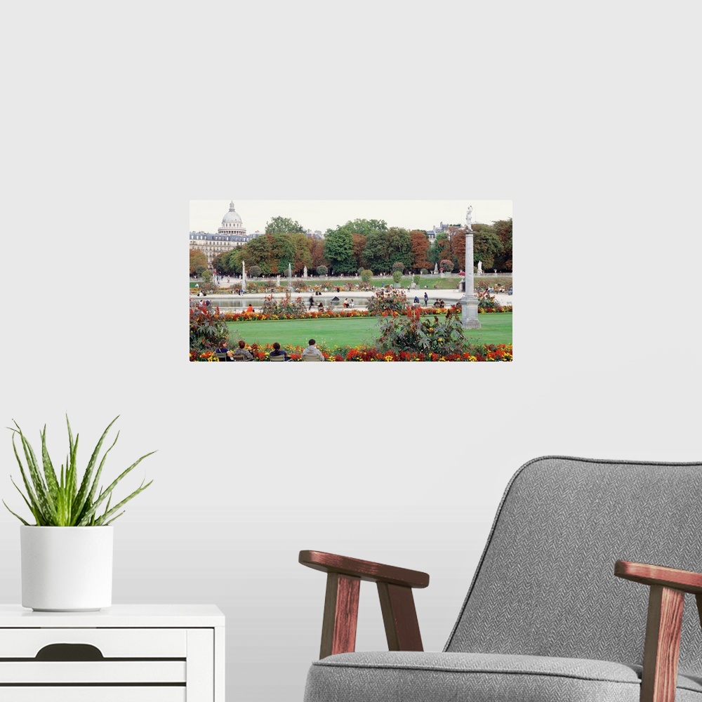 A modern room featuring France, Paris, Le Jardin du Luxembourg, People in the park
