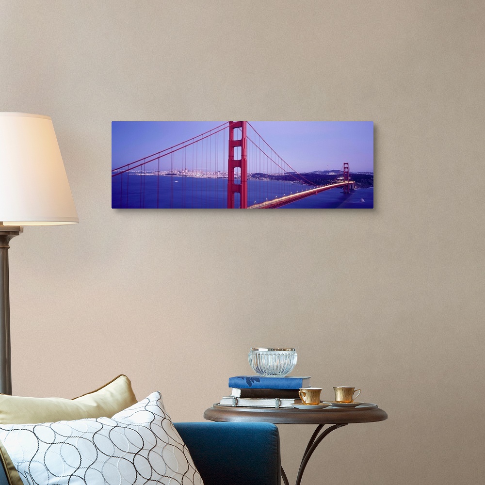 A traditional room featuring Golden Gate Bridge San Francisco CA