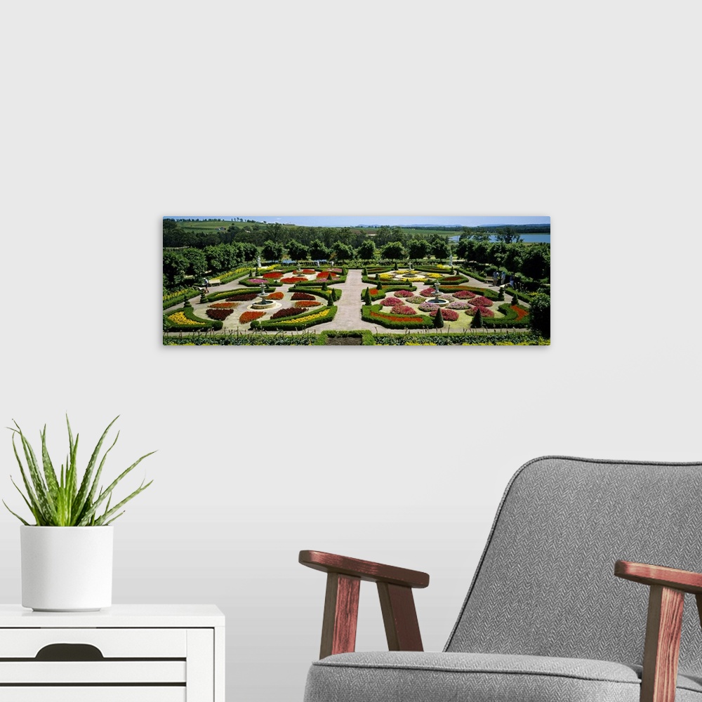 A modern room featuring High angle view of a botanical garden,Hunter Valley gardens, NSW, Australia