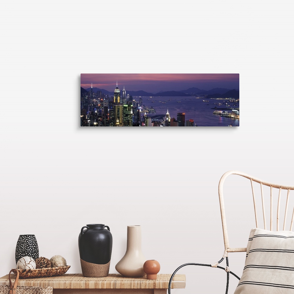 A farmhouse room featuring Panoramic image of twilight and the Hong Kong skyline and water by the city.