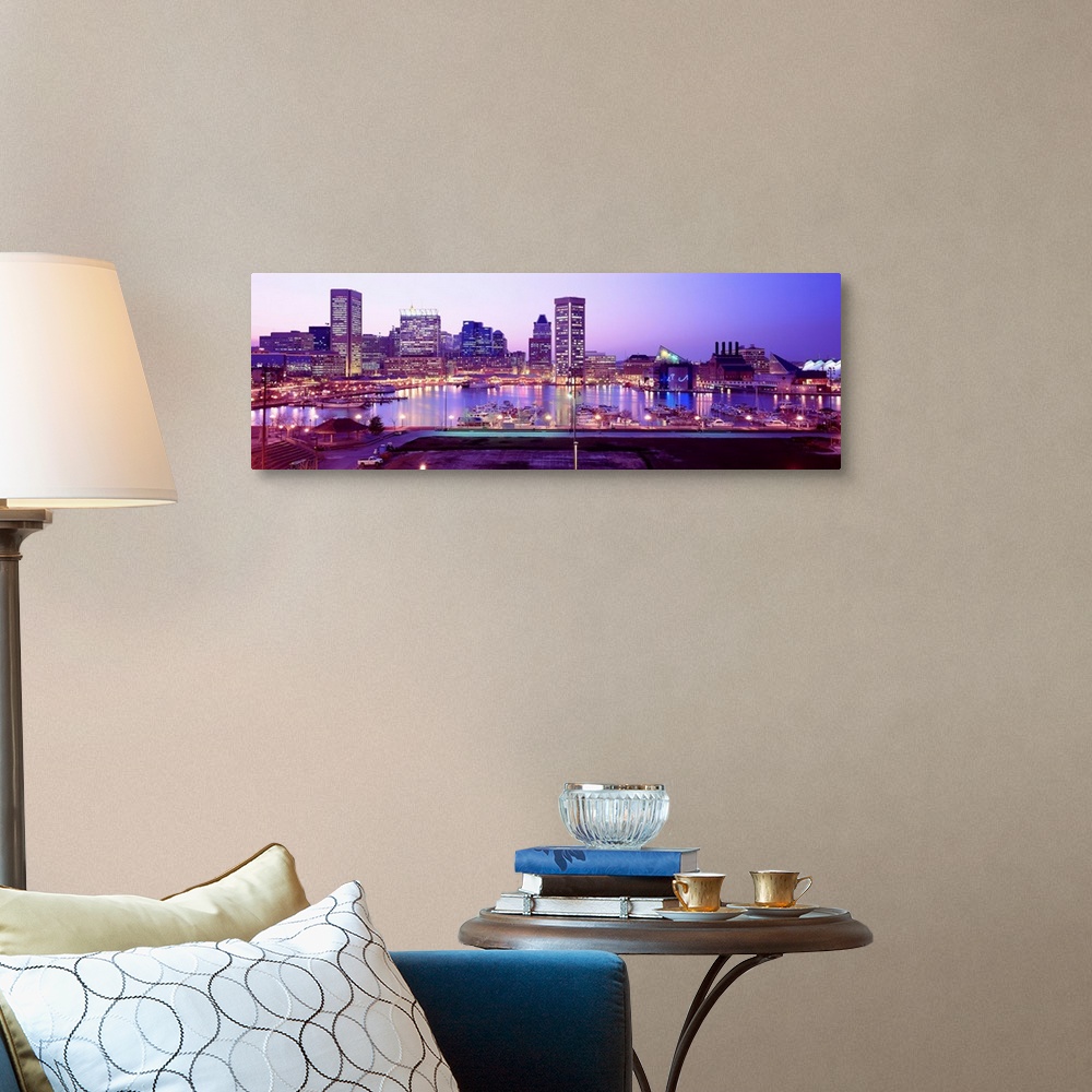 A traditional room featuring View of the Charm City downtown pavilions, Trade Center, Power Plant, and aquarium from Federal H...