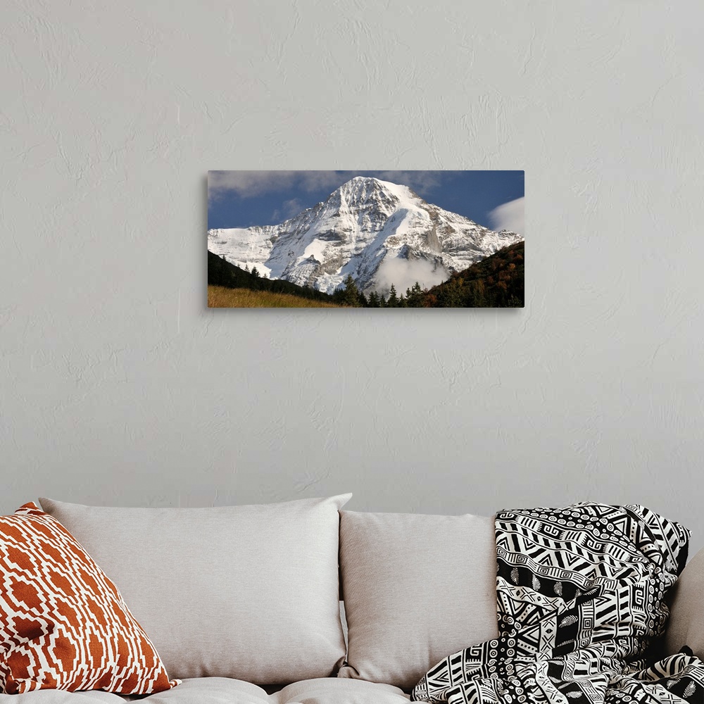 A bohemian room featuring Mt Monch, Kleine Scheidegg, Bernese Oberland, Bern, Switzerland