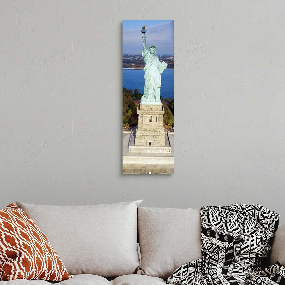 A bohemian room featuring New York, Statue of Liberty