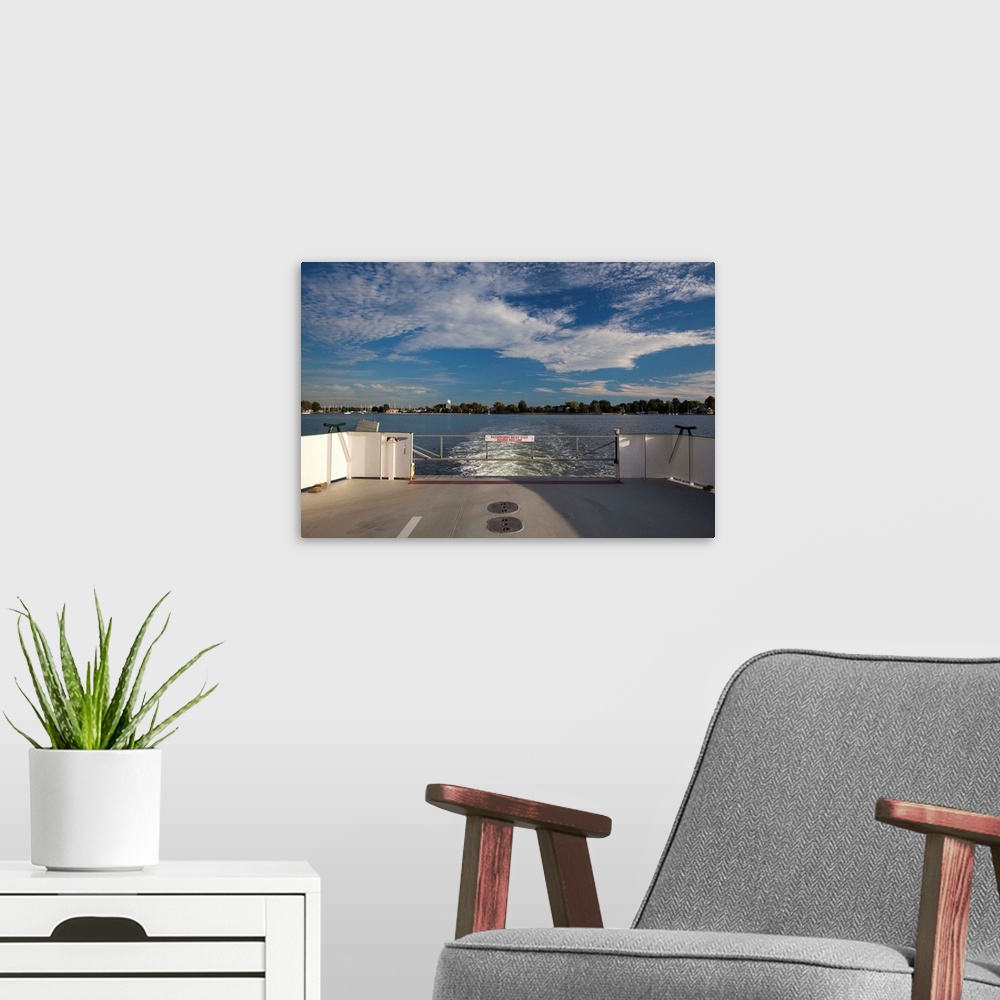 A modern room featuring Oxford-bellevue ferry in the river, Tred Avon River, Oxford, Chesapeake Bay, Maryland, USA