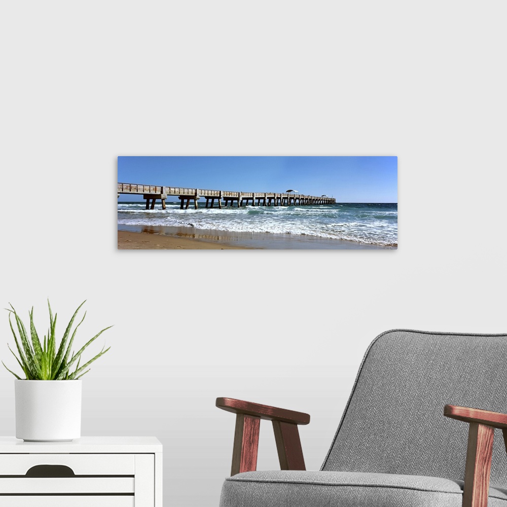 A modern room featuring Pier on the beach, Lake Worth, Palm Beach County, Florida
