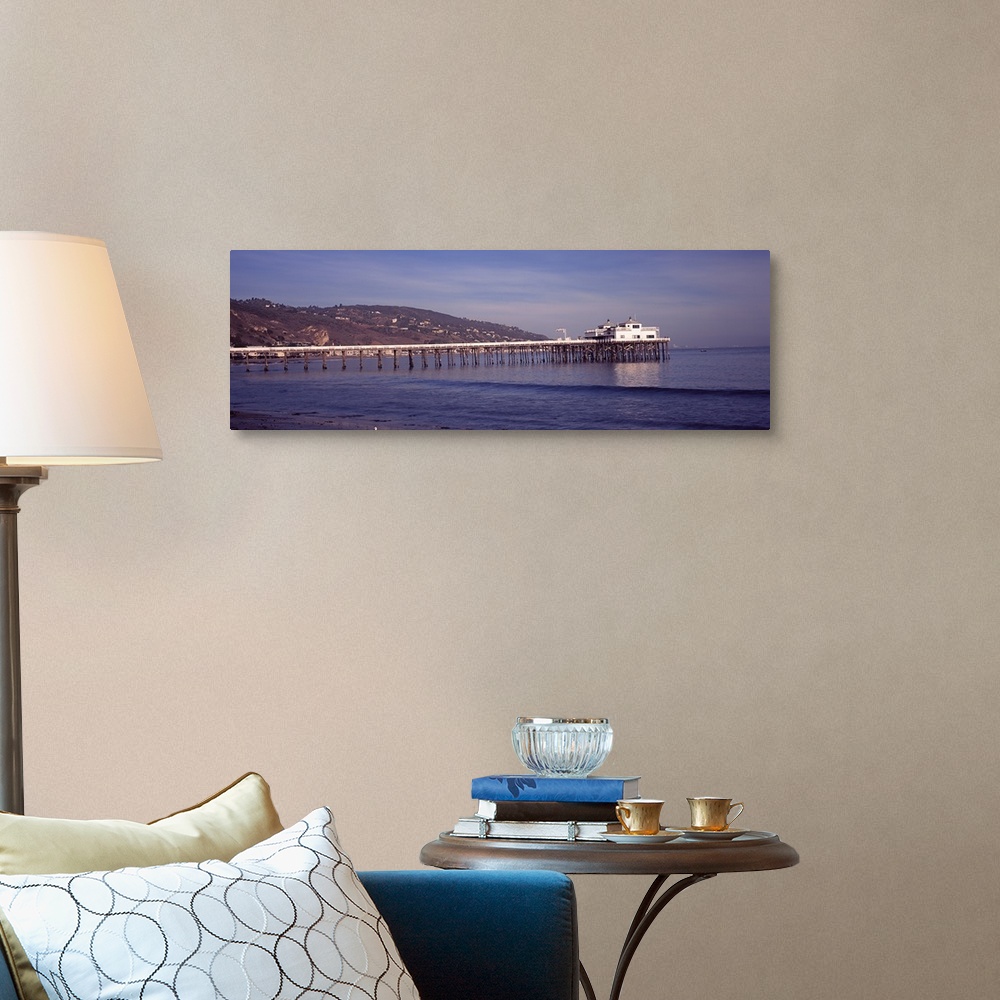 A traditional room featuring Pier over an ocean, Malibu Pier, Malibu, Los Angeles County, California, USA