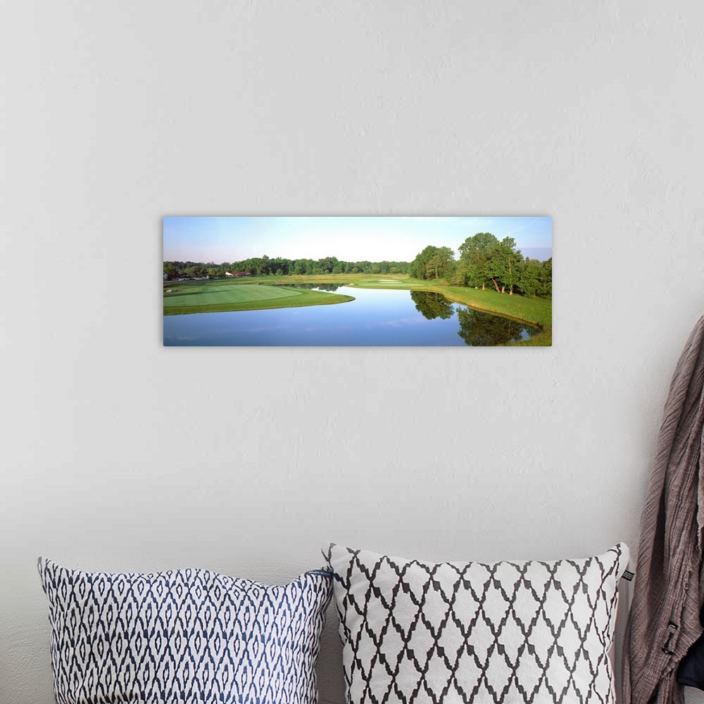 A bohemian room featuring Queenstown Harbor Golf Links, River Course, Hole 4, Par 4, Queenstown, Maryland