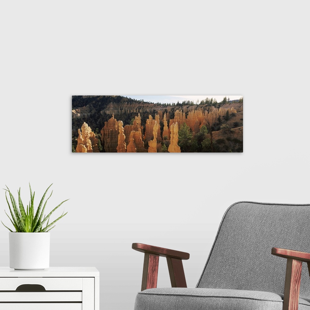 A modern room featuring Fairland Canyon, Bryce National Park, Utah