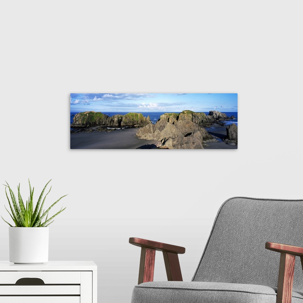 A modern room featuring Bandon Beach, Pacific Ocean, Bandon Oregon