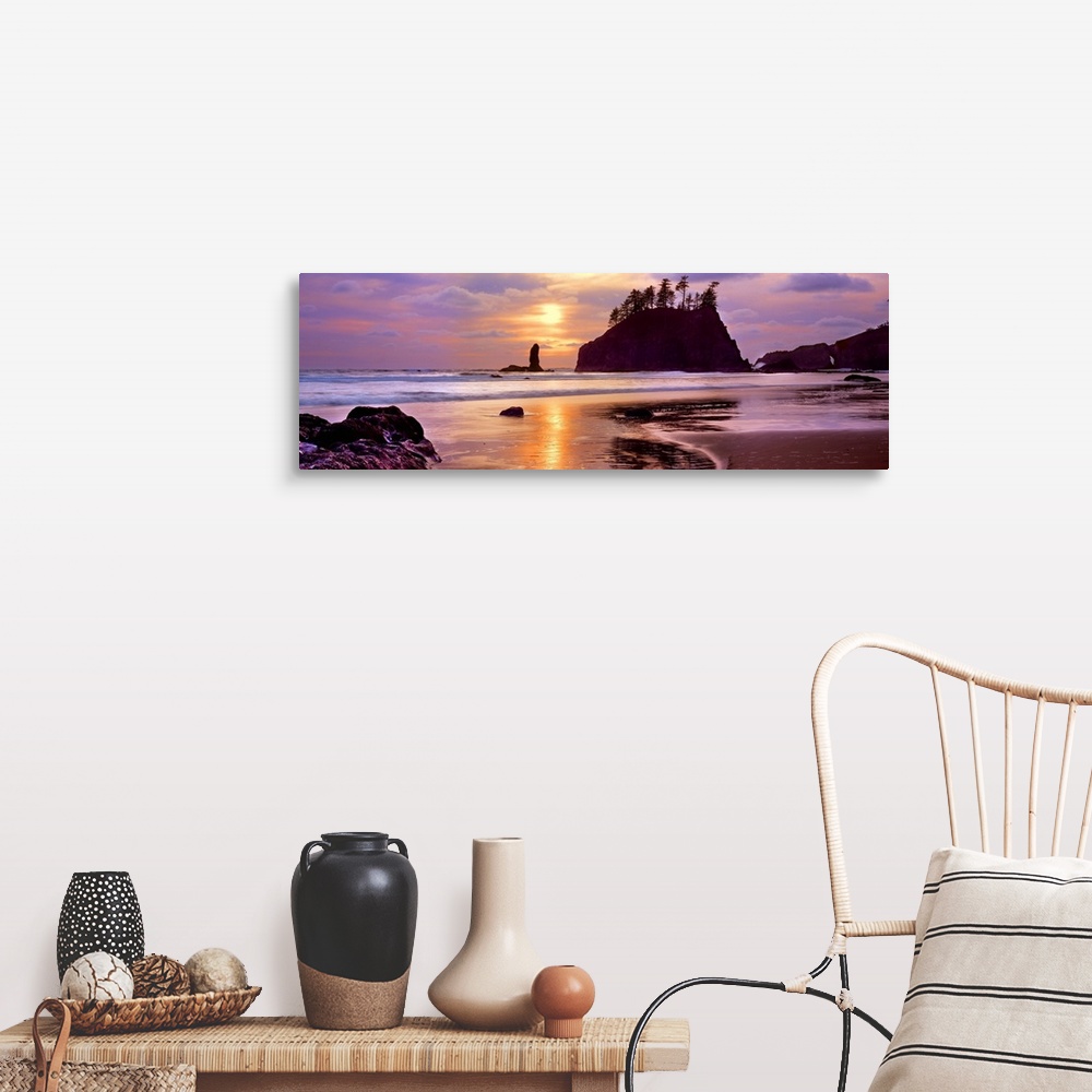A farmhouse room featuring Sea stacks at sunset, Second Beach, Olympic National Park, Washington State