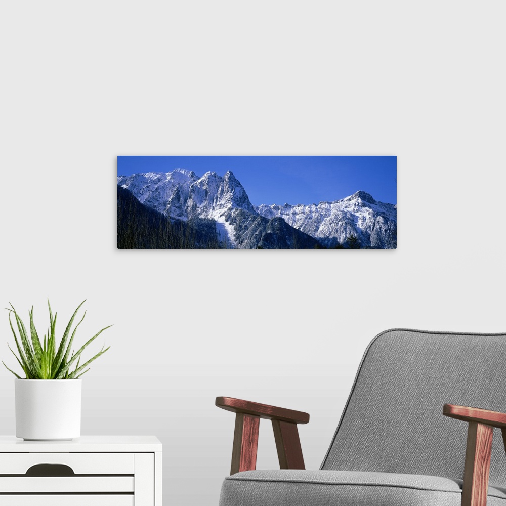 A modern room featuring Snow covered mountains, Cascade Mountains, Washington State