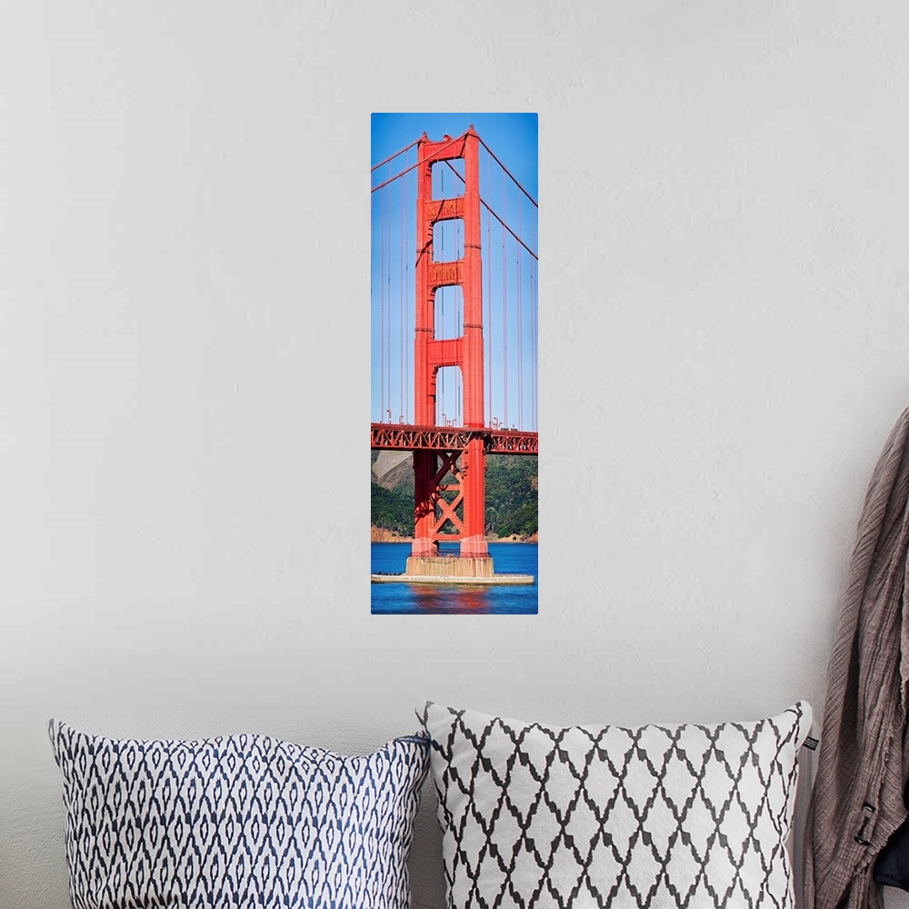 A bohemian room featuring Suspension bridge across a bay, Golden Gate Bridge, San Francisco Bay