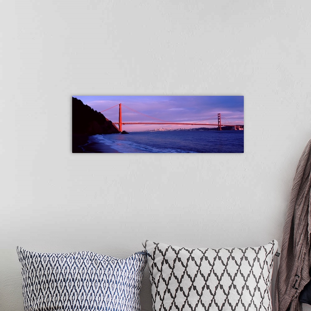 A bohemian room featuring USA, CA, San Francisco, Golden Gate Bridge