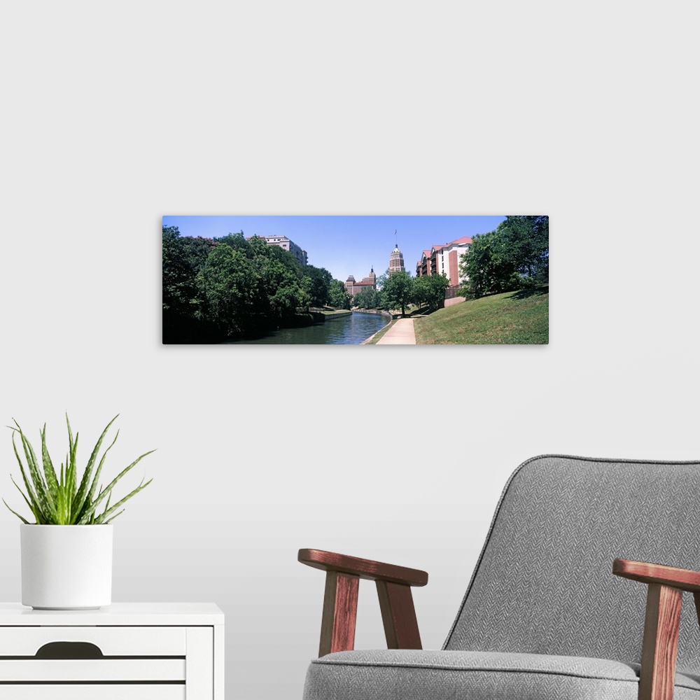 A modern room featuring Tower Life Building, San Antonio River Walk, San Antonio River, San Antonio, Texas