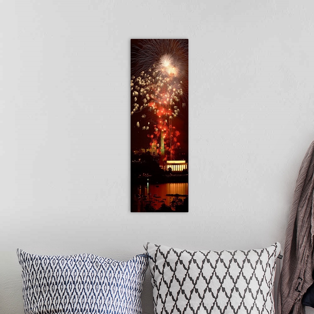 A bohemian room featuring Washington DC, Fireworks over Lincoln Memorial