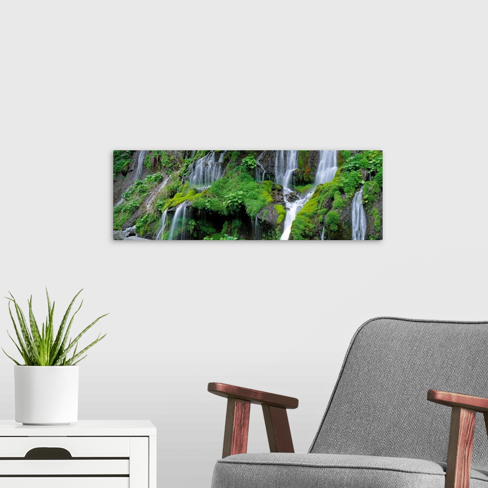 A modern room featuring Waterfall (Kiyosato ) Yamanashi Japan
