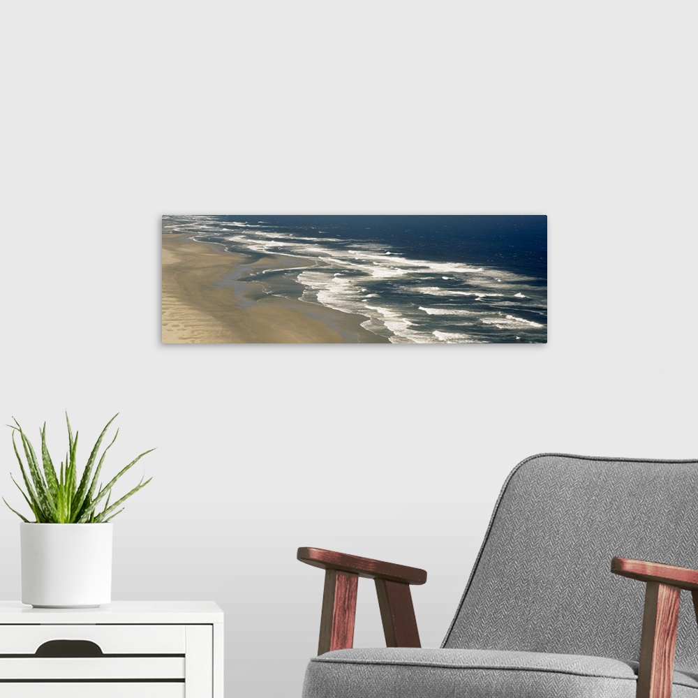 A modern room featuring Waves on the beach Florence Lane County Oregon