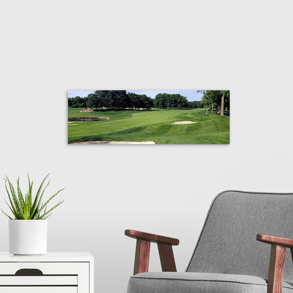 A modern room featuring Whirlpool Golf Course Niagara Falls Ontario Canada