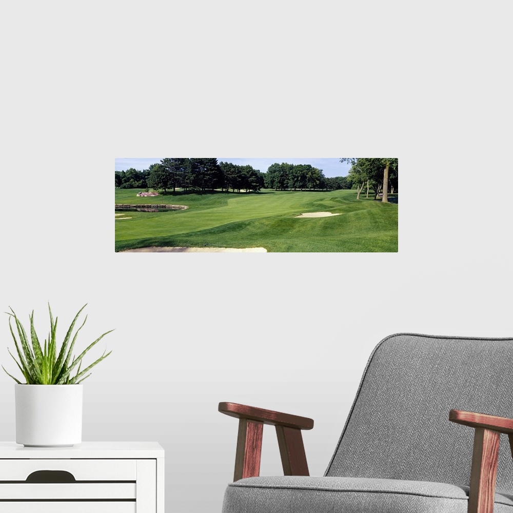 A modern room featuring Whirlpool Golf Course Niagara Falls Ontario Canada