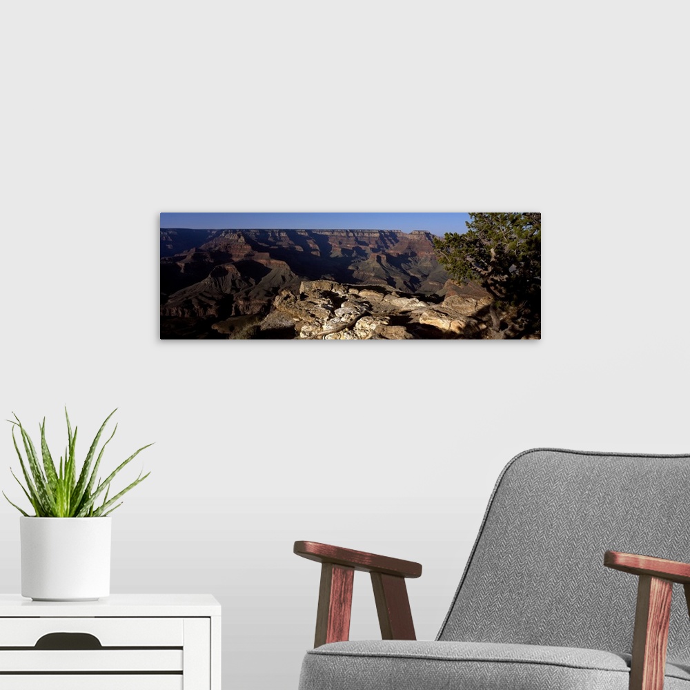 A modern room featuring Yaki Point Grand Canyon AZ
