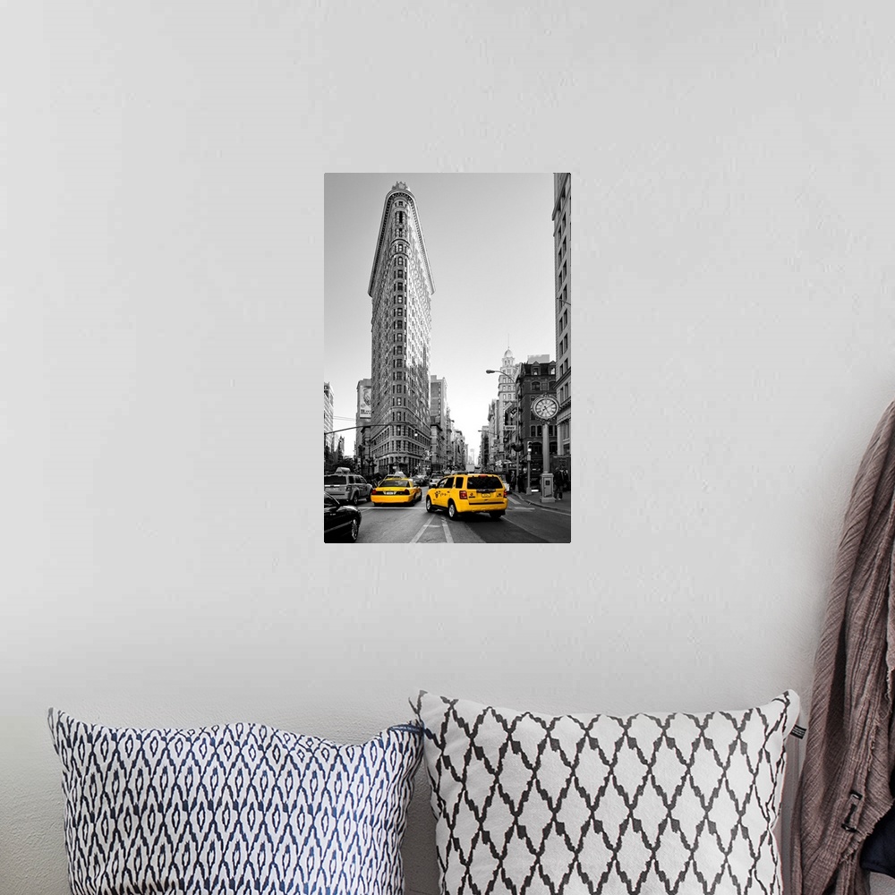 A bohemian room featuring Fine art photo of the Flatiron Building, seen from the street, with yellow taxi cabs.