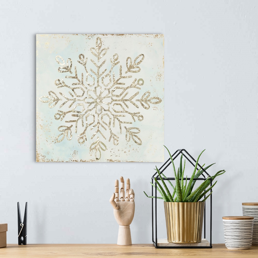 A bohemian room featuring Glistening Snowflake I