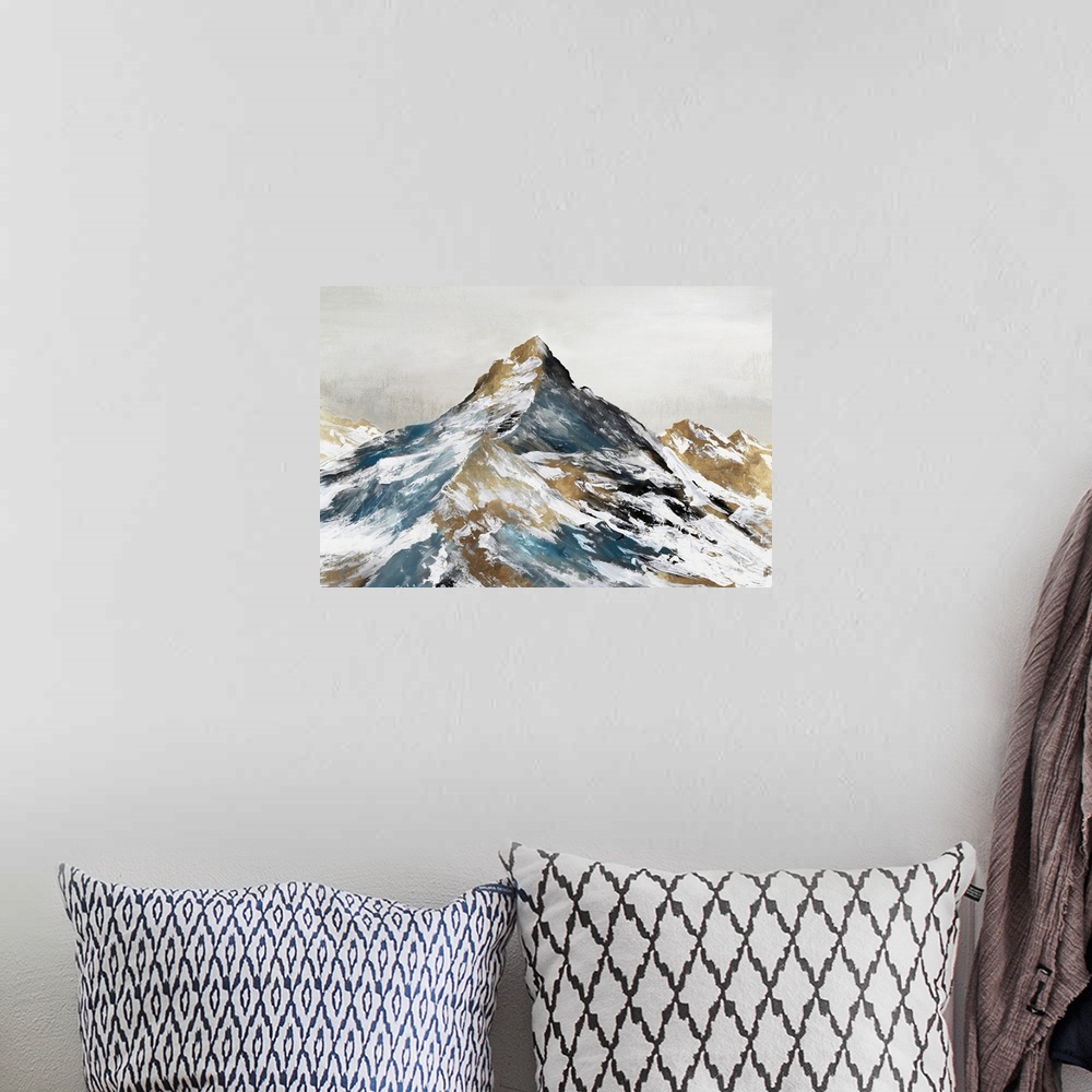 A bohemian room featuring Majestic Alps
